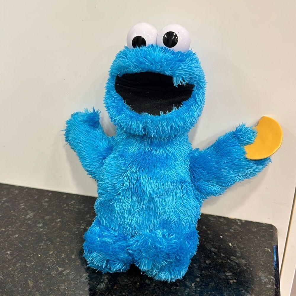 Sesame Street Cookie Monster 14" Plush w/Sound (Hasbro, Sesame Workshop, 2017)